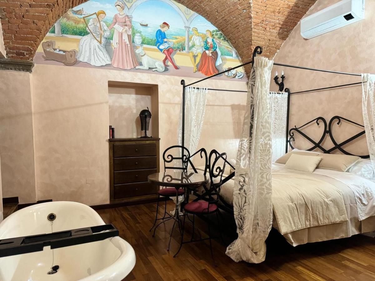 Luxury Corte Dei Nobili ลุคคา ภายนอก รูปภาพ